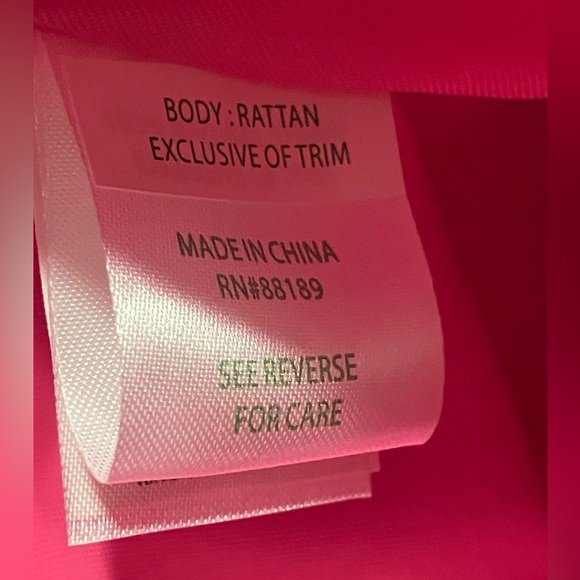 Lilly Pulitzer Wicker Wine Tote.  NWOT!! - Picture 8 of 11